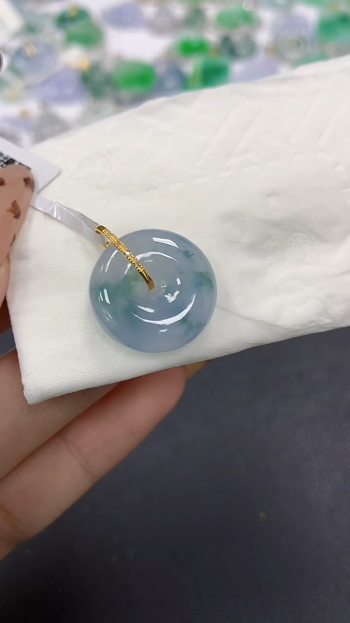 颈饰18K金镶嵌翡翠a货假一赔三支持复检百元上9元证书费自理