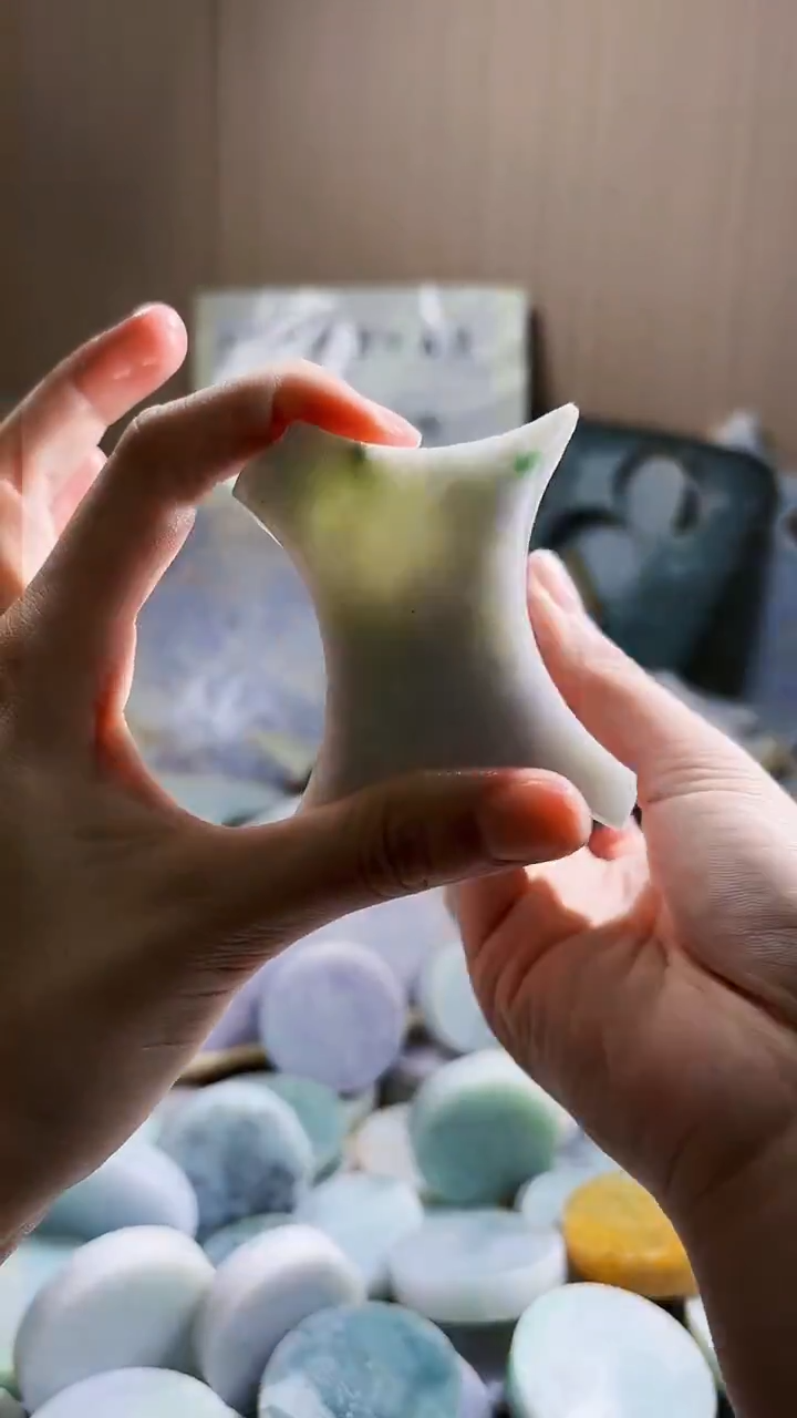 翡翠未镶嵌颈饰翡翠A货 温谭871