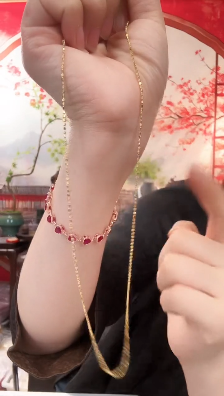 推荐款金色豆豆闪闪链子