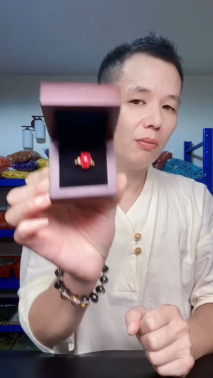 非金属珐琅缅甸血红戒指