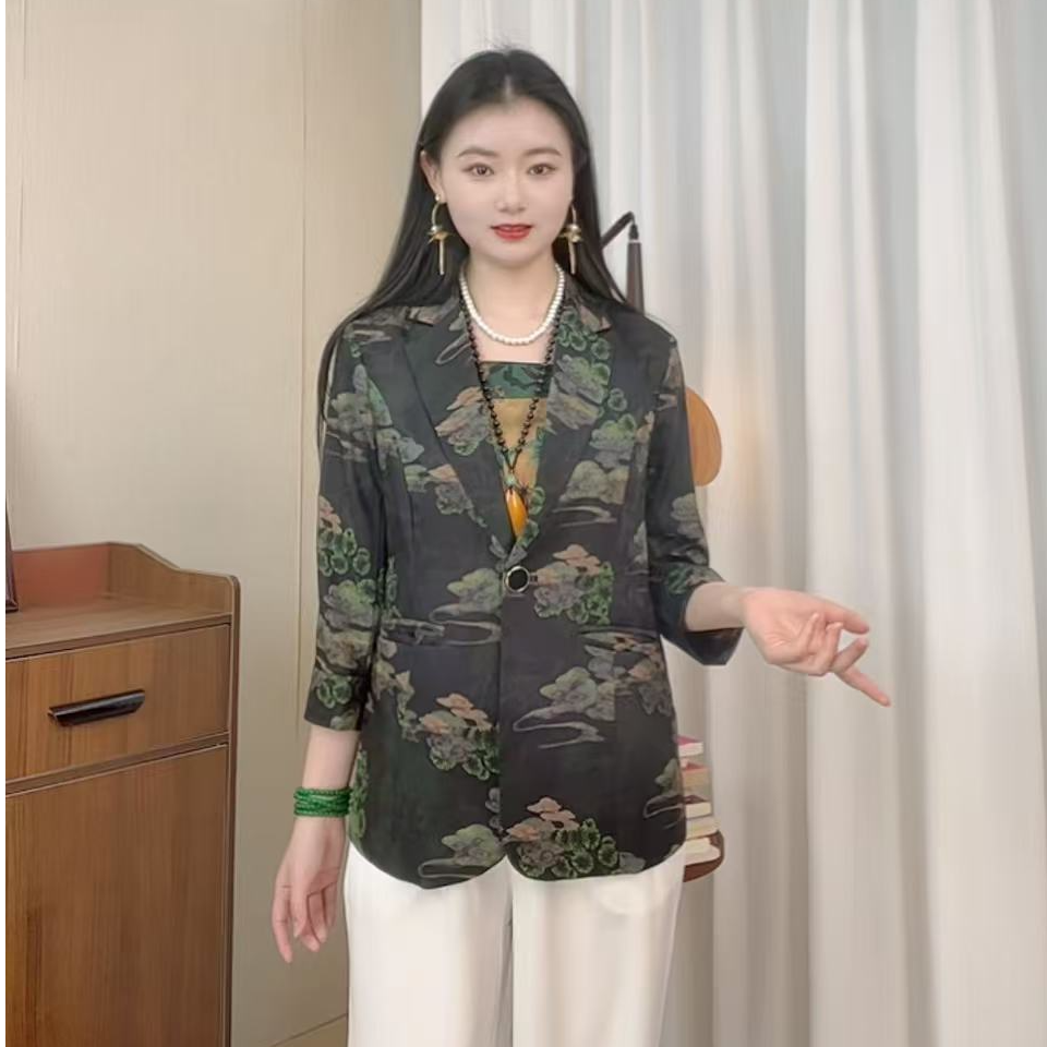 2025春夏新款气质休闲百搭修身显瘦祥云印花一粒扣小西装外套女