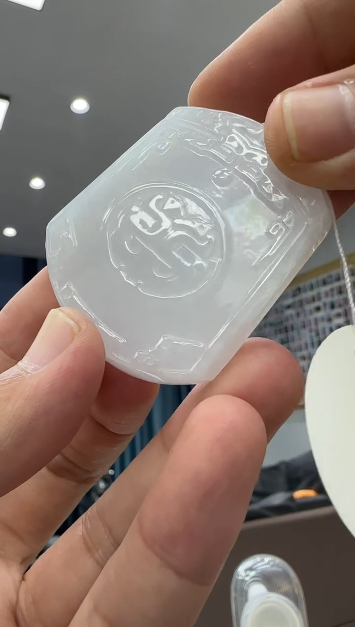 颈饰未镶嵌翡翠天然翡翠A货孤品一件