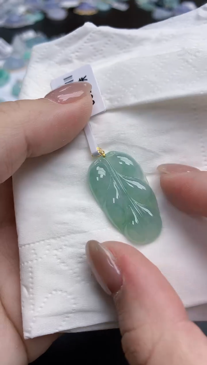 【闪购商品】翡翠颈饰18K金镶嵌天然缅甸翡翠A货