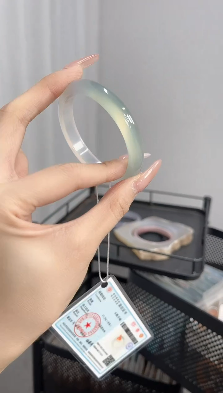 【闪购商品】玛瑙/玉髓手镯未镶嵌53-54圈