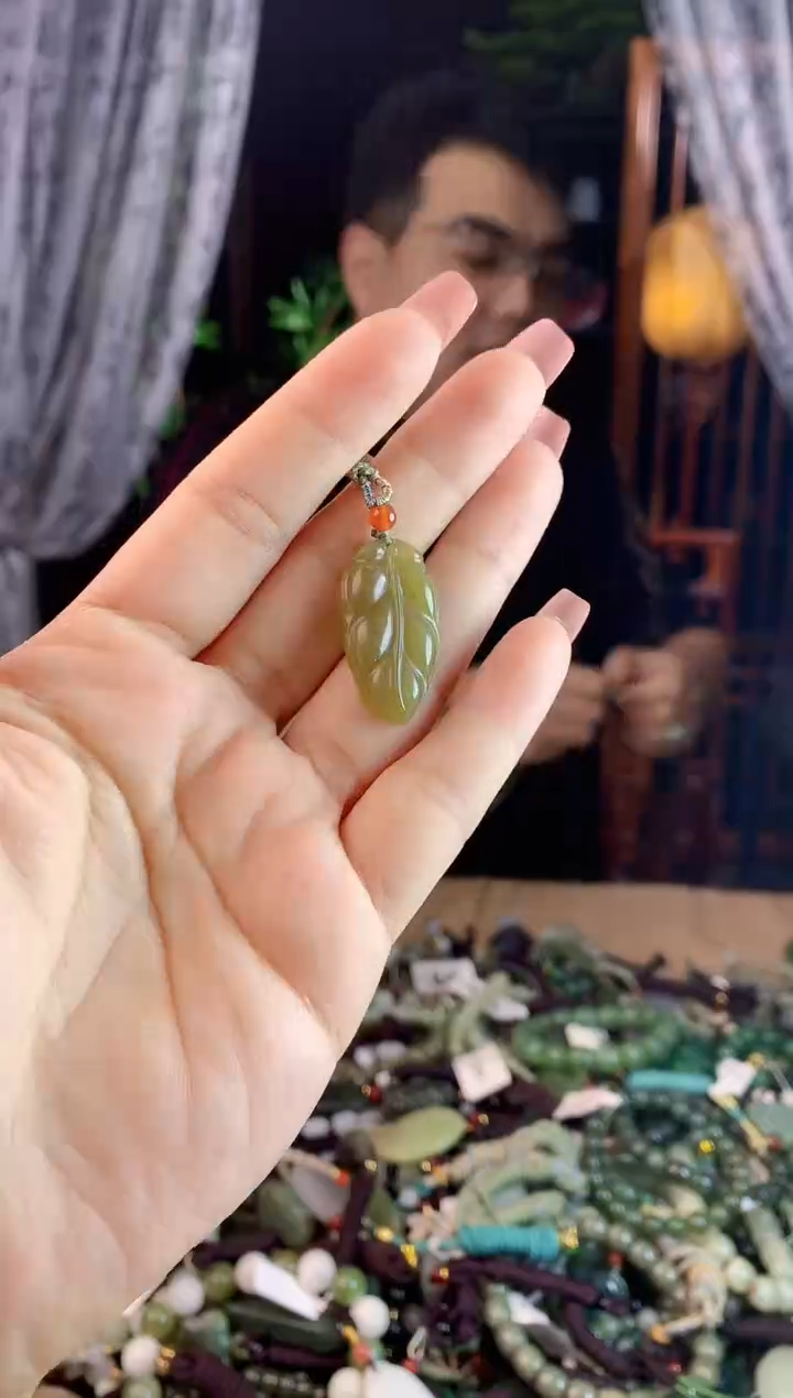 【闪购商品】和田玉挂件未镶嵌多样性发货拍一发一