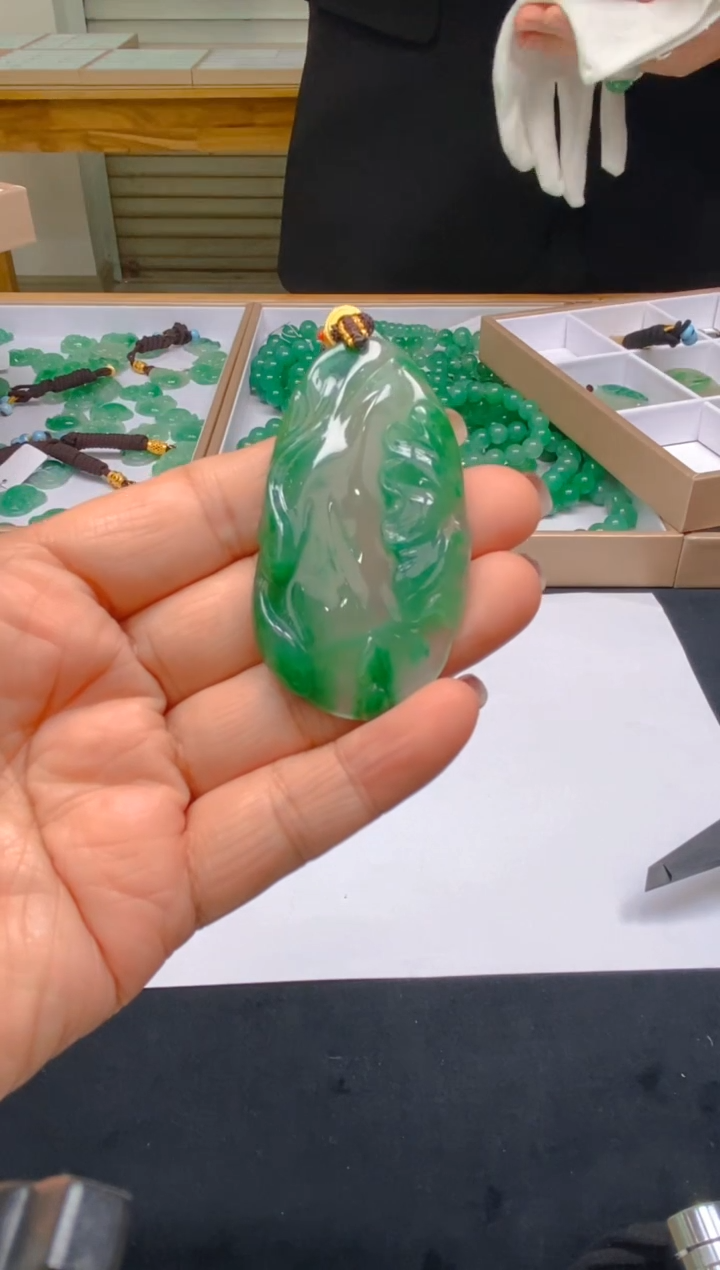 【闪购商品】石英质玉颈饰未镶嵌冰美人非洲翠034