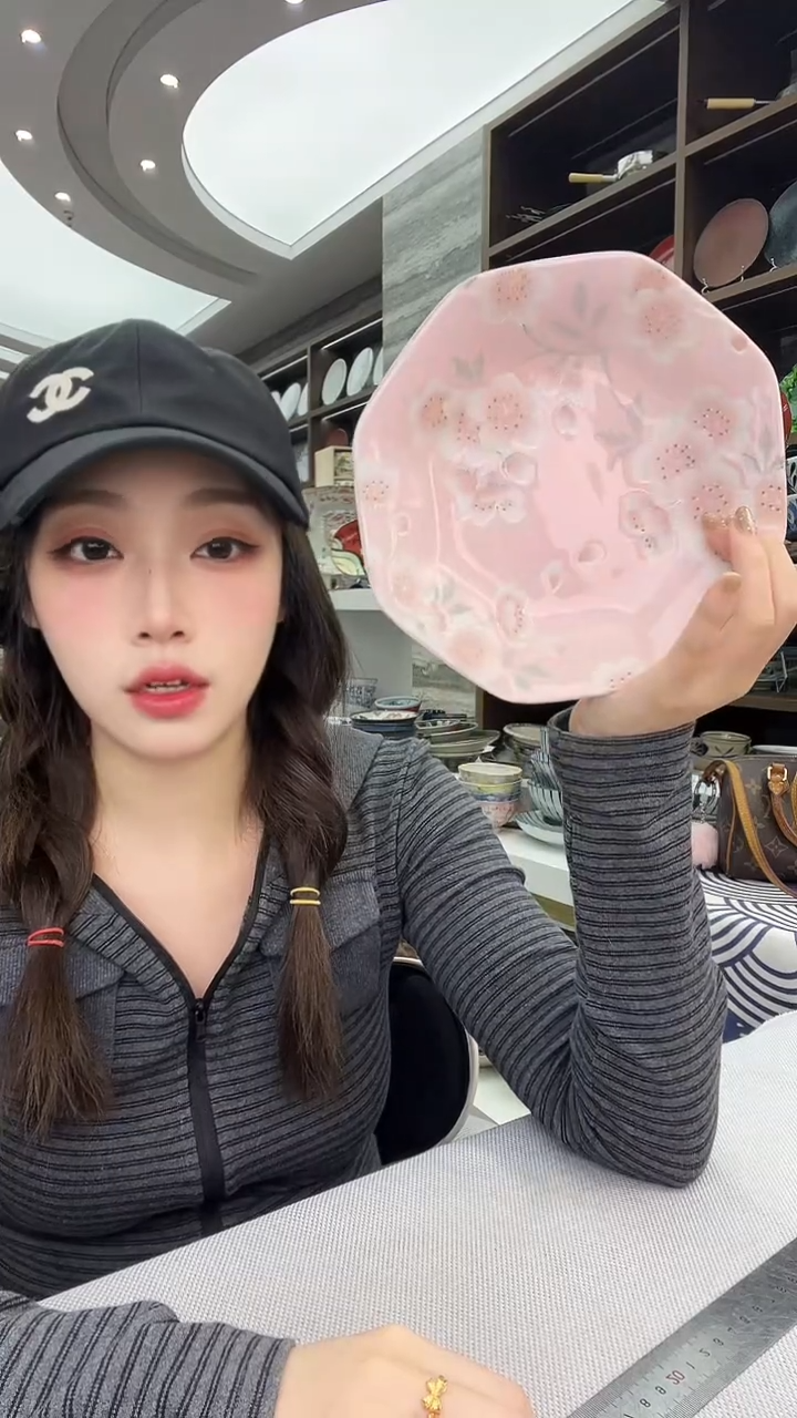 盘漫舞樱花7.8英寸粉红八角盘 