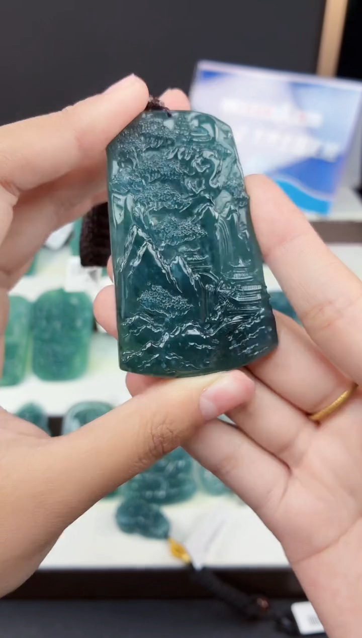 颈饰未镶嵌翡翠DLZ251129228