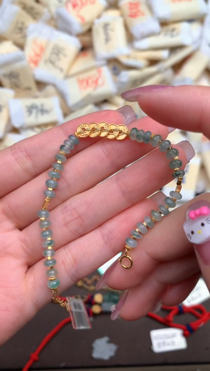 【闪购商品】翡翠手链未镶嵌 — 