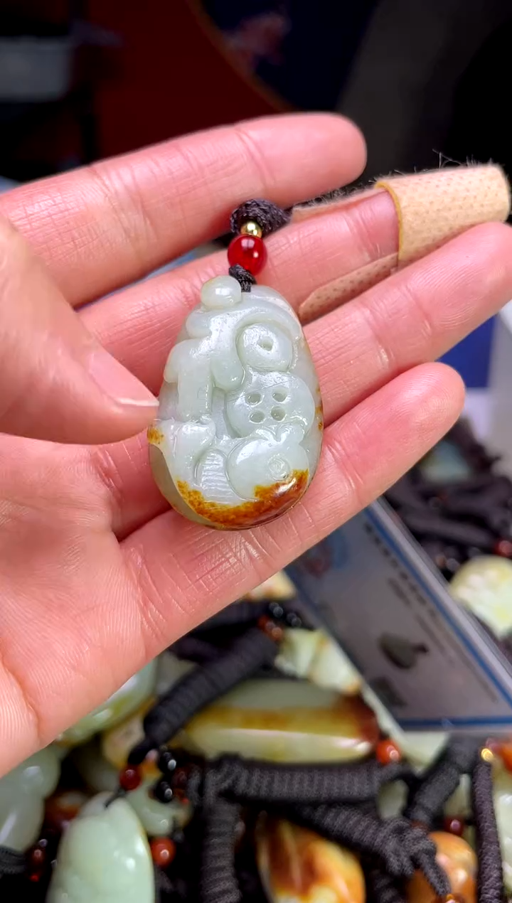【闪购商品】和田玉颈饰未镶嵌23