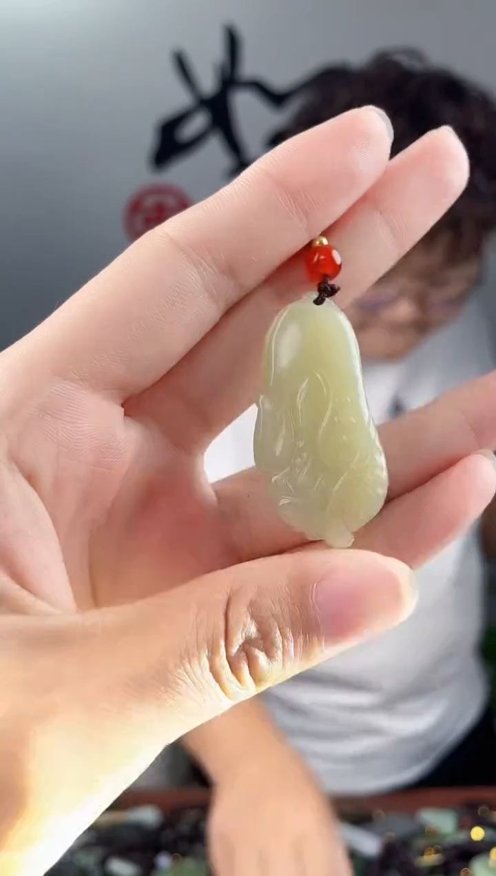 和田玉未镶嵌颈饰拍一发一，多样性发货