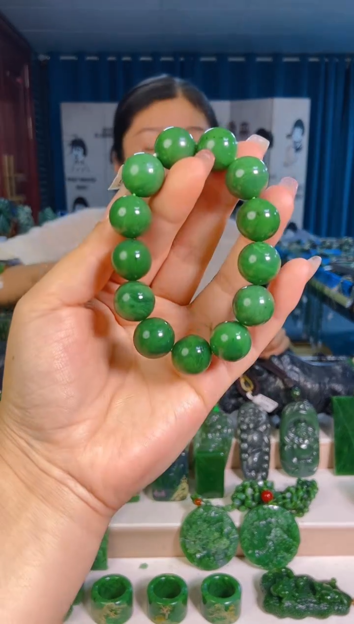 和田玉未镶嵌挂件1