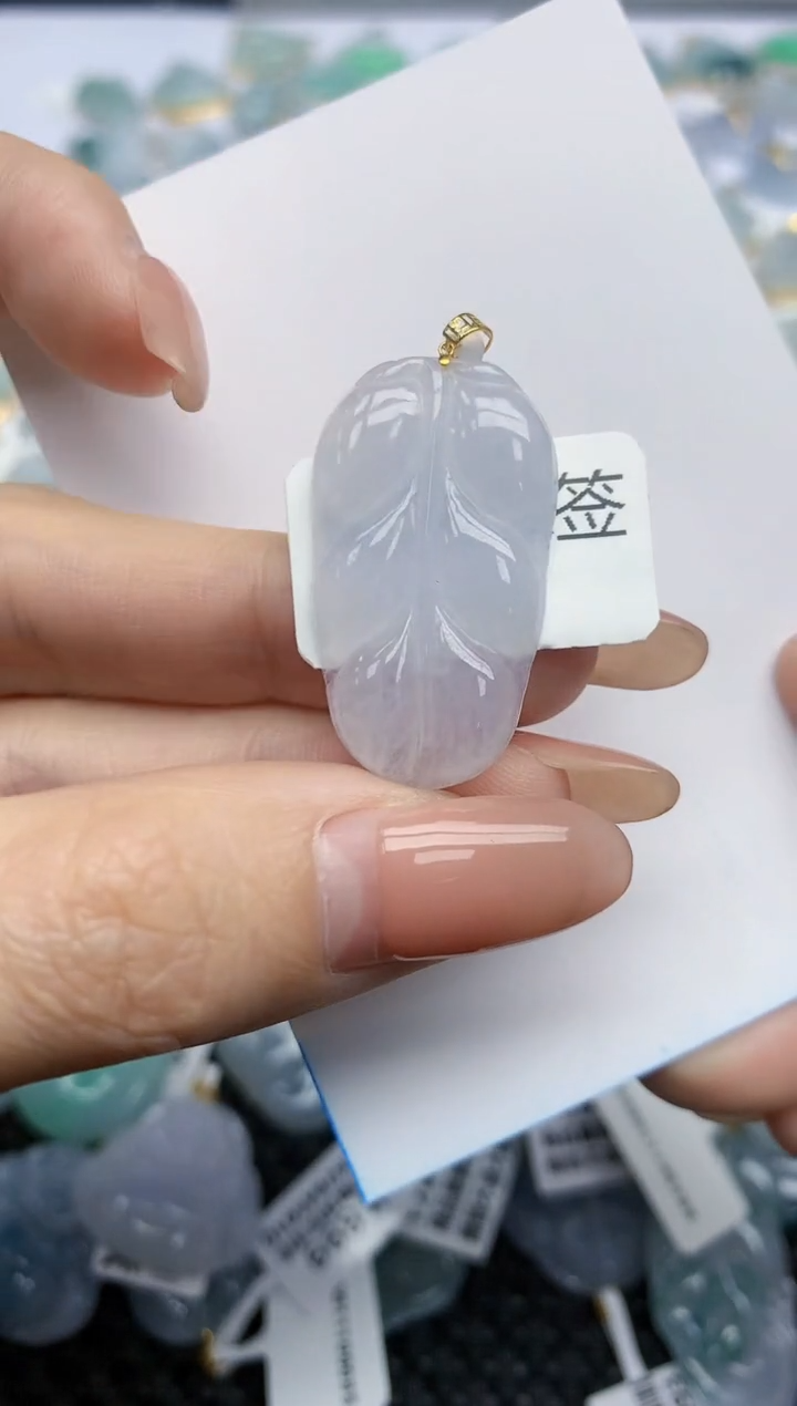 【闪购商品】翡翠挂件18K金镶嵌天然翡翠A货