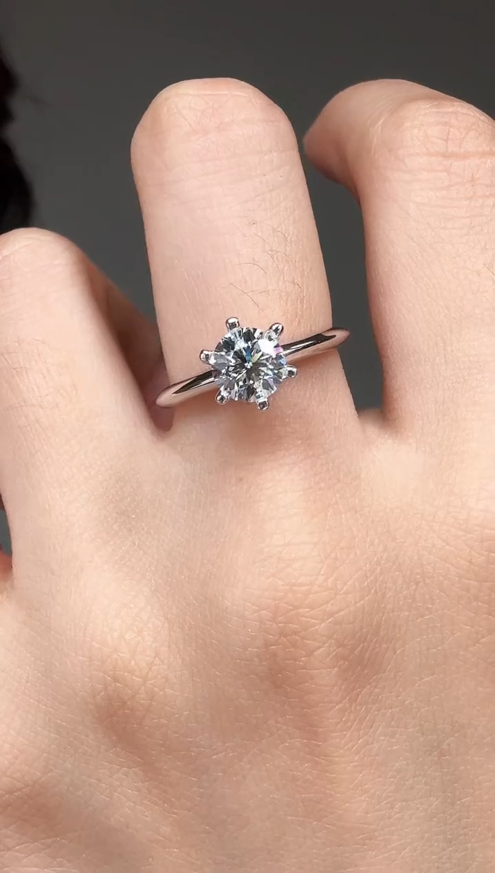 戒指/指环铂Pt950镶嵌钻石PT950钻石戒指镶嵌