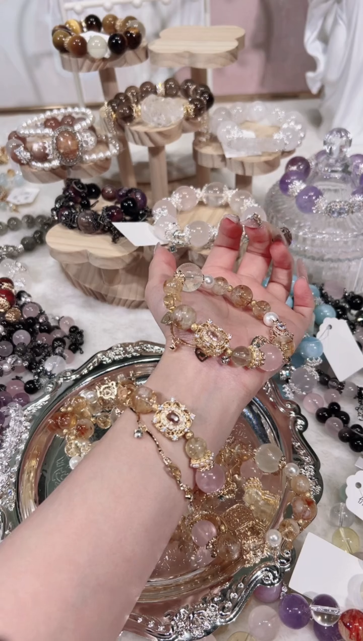 【闪购商品】水晶手链未镶嵌天然水晶默认微瑕 多样性发货发其一