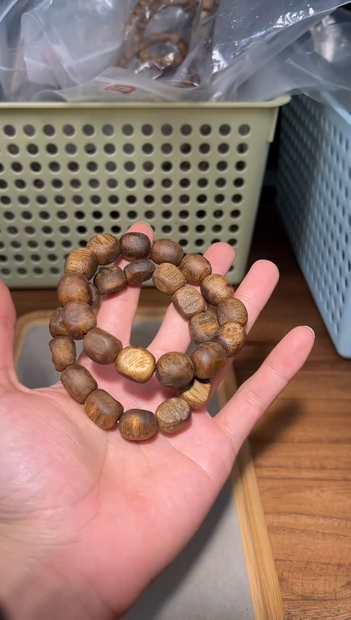 沉香沉香碎屑703号乌身留疤1.3单圈碎屑香粉多样性发一14