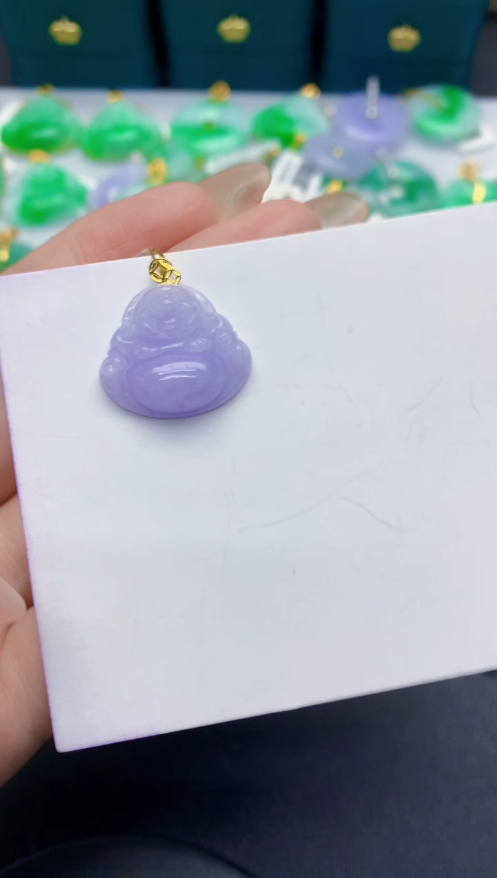 颈饰18K金镶嵌翡翠缅甸天然翡翠A货