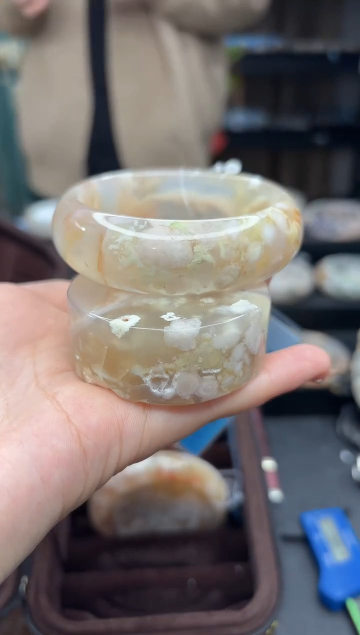 【闪购商品】石英质玉手镯未镶嵌628（56圈赠送镯心）