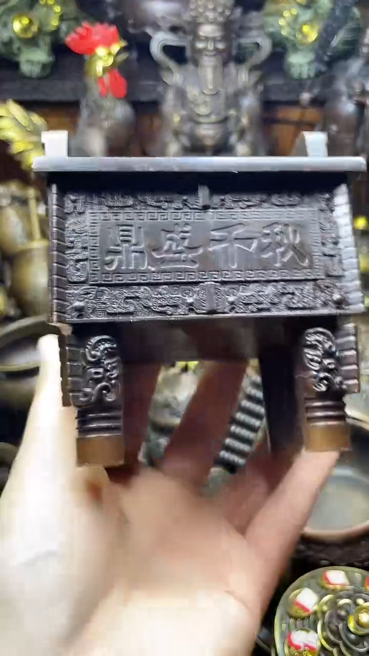 闪购链接，点击下单，有运费险，铜摆件