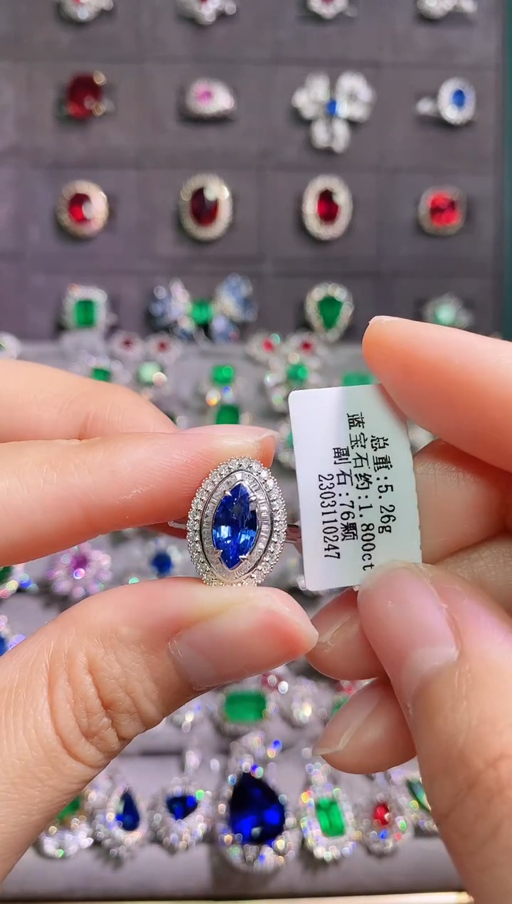 【闪购商品】蓝宝石18K金戒指18K金镶嵌--