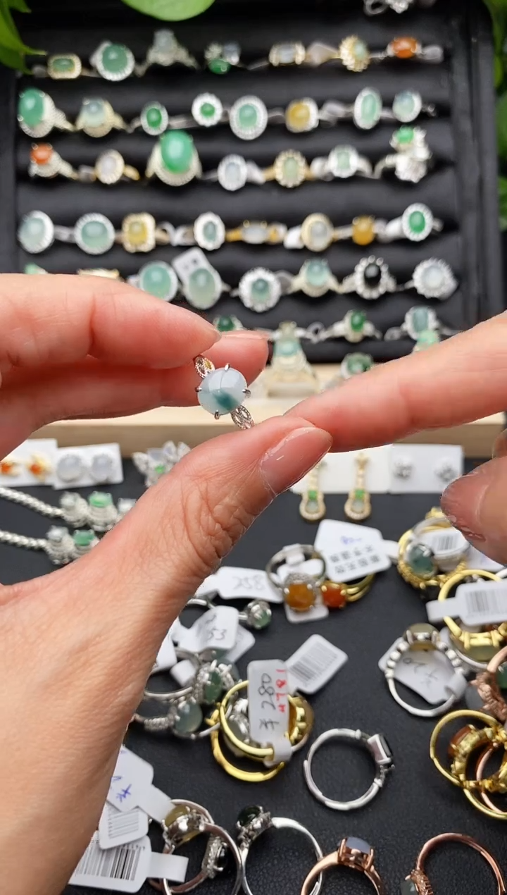 【闪购商品】翡翠戒指银S925镶嵌缅甸天然A货翡翠444   8-5