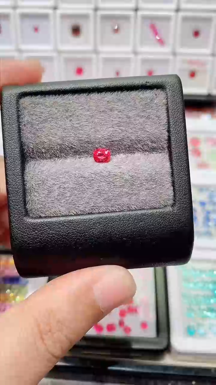 【闪购商品】尖晶石裸石未镶嵌0.55