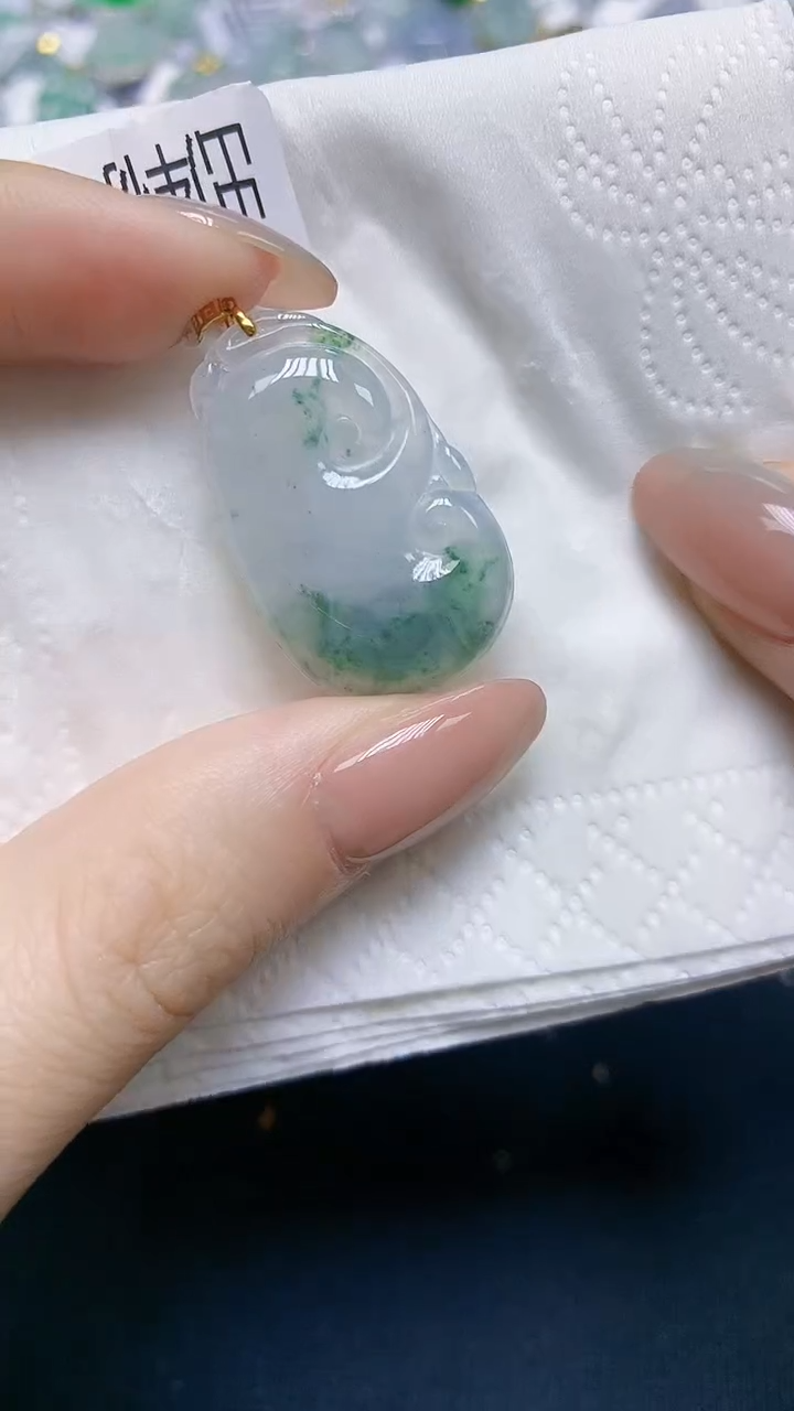 翡翠18K金镶嵌颈饰天然缅甸A货翡翠