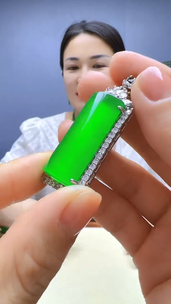 易安diy严选颈饰