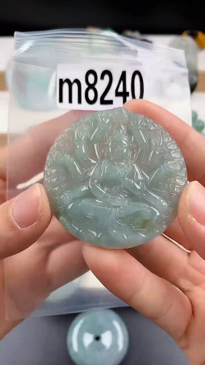 颈饰未镶嵌翡翠天然翡翠吊坠挂件