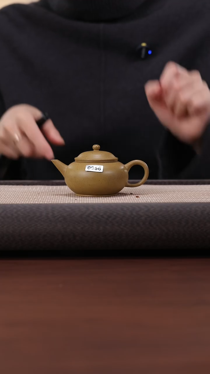 【闪购商品】紫砂茶壶956  WZ 柴烧 水平 130cc