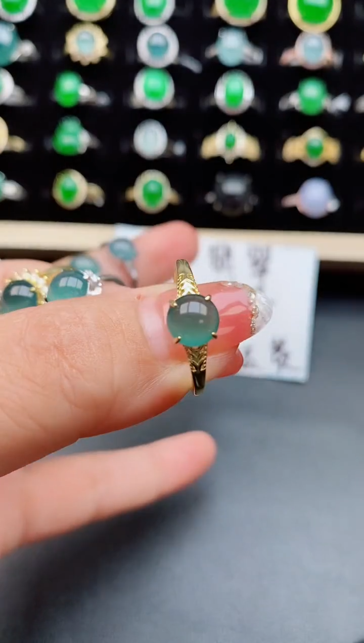 【闪购商品】翡翠戒指银S925镶嵌8500