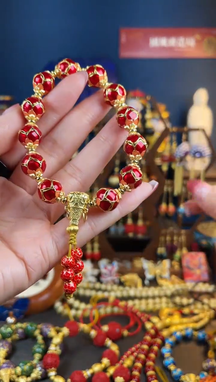 【闪购商品】玫红色莲花珐琅手串