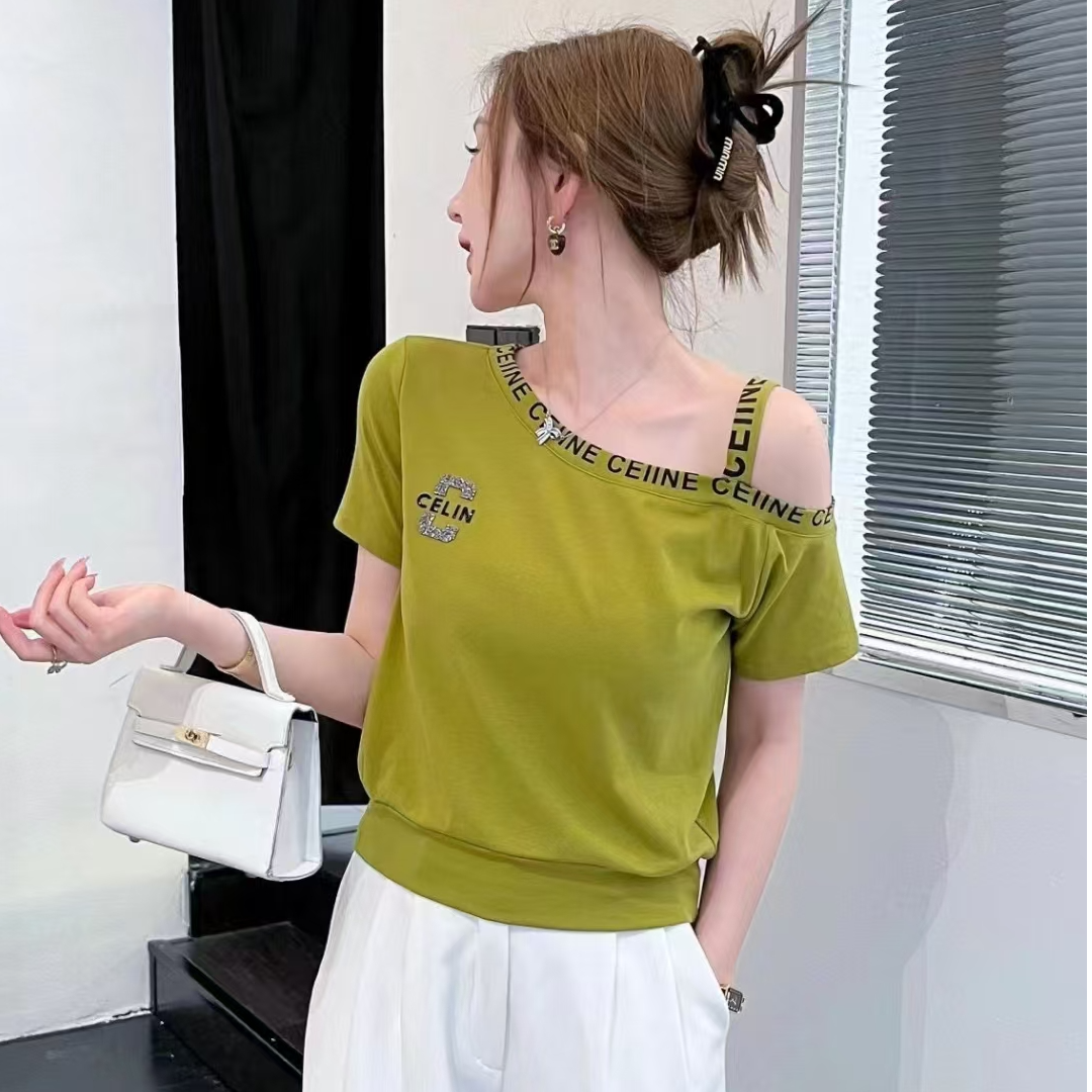 8015【衣长54】短袖T恤女辣妹夏装港风纯欲吊带露肩宽松锁骨一字肩