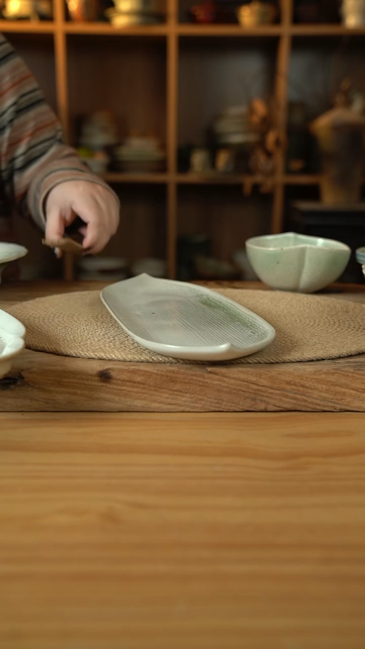 翡翠白菜绿系列的粽子叶子盘1个