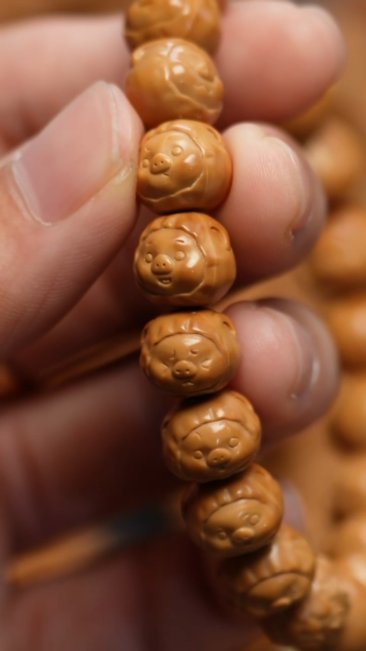 吊坠猴头核桃小福猪