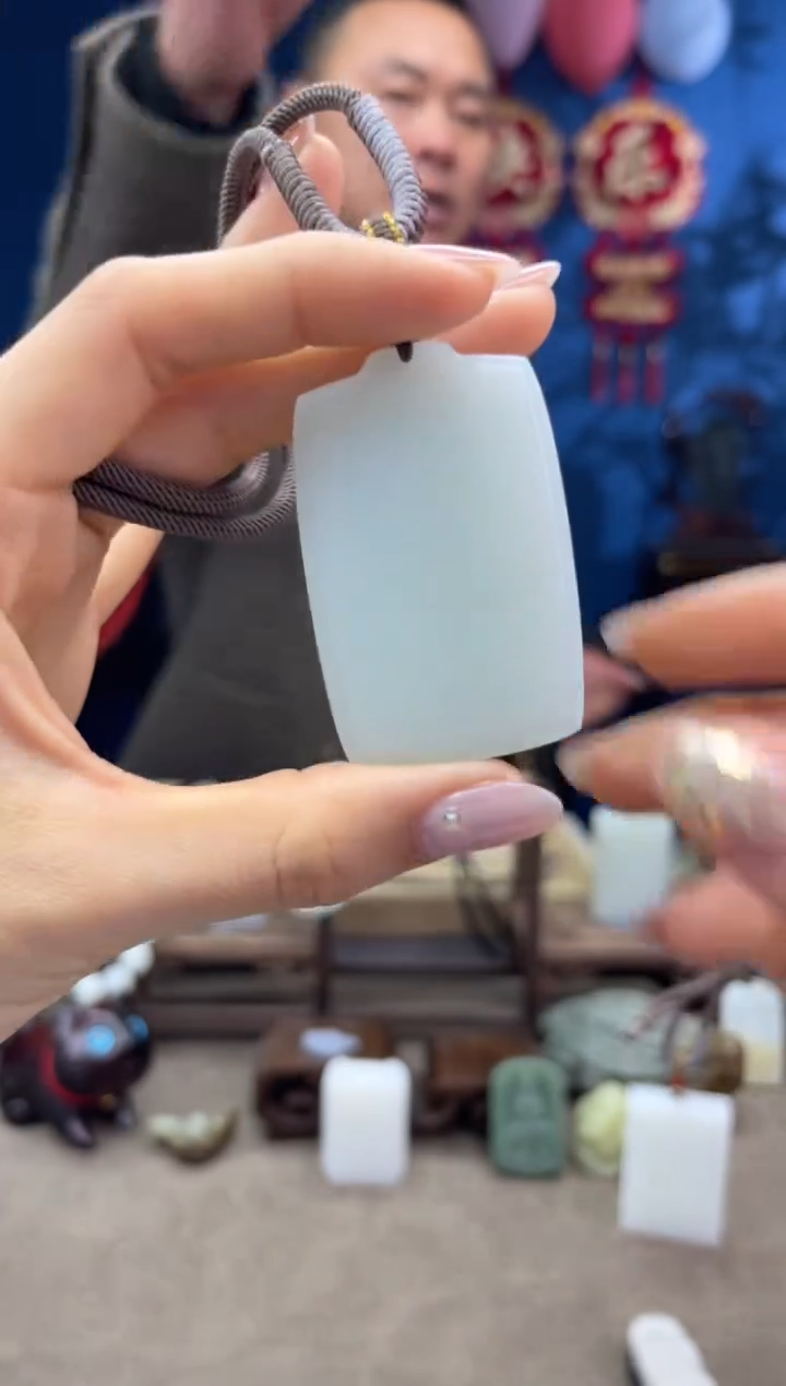 【闪购商品】和田玉颈饰未镶嵌1