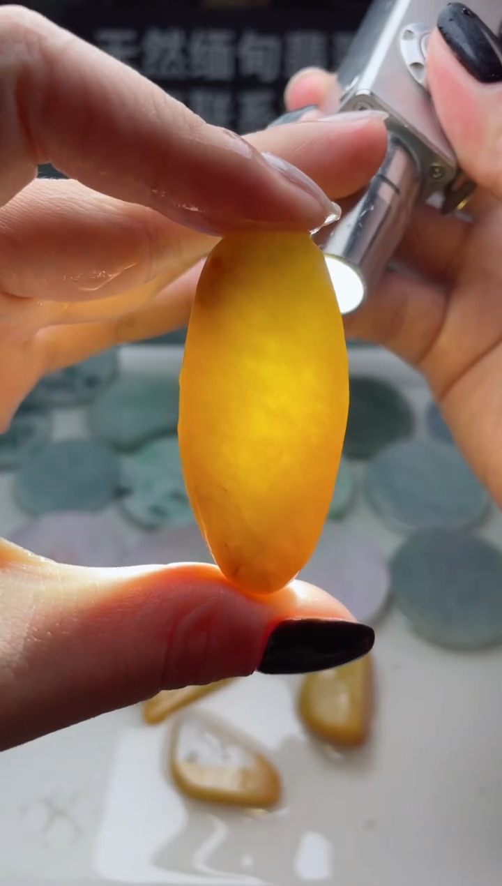 【闪购商品】翡翠颈饰未镶嵌2431.....