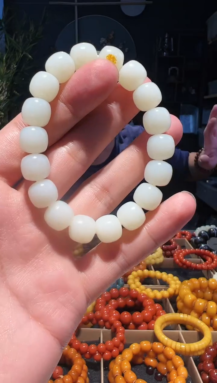 手串未镶嵌和田玉12+单圈