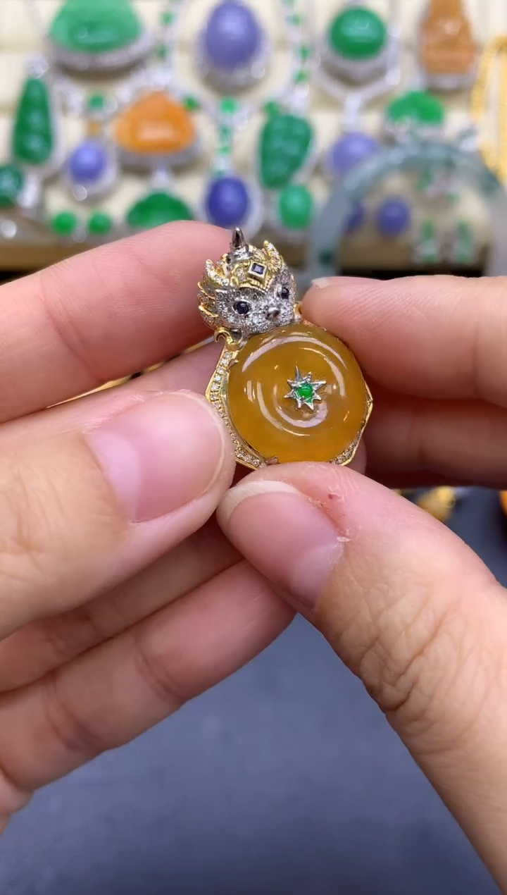 颈饰18K金镶嵌翡翠396-中国好珍宝