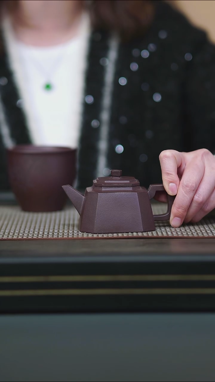 茶壶紫砂粗砂紫泥八方井栏130cc