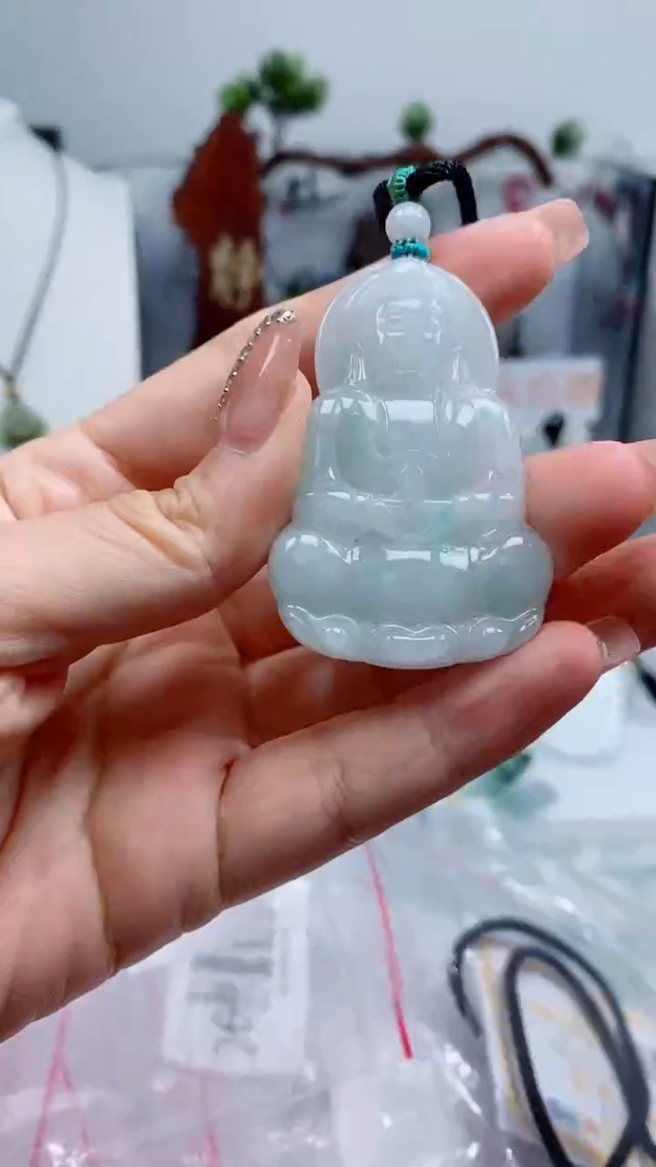 翡翠未镶嵌颈饰吊坠