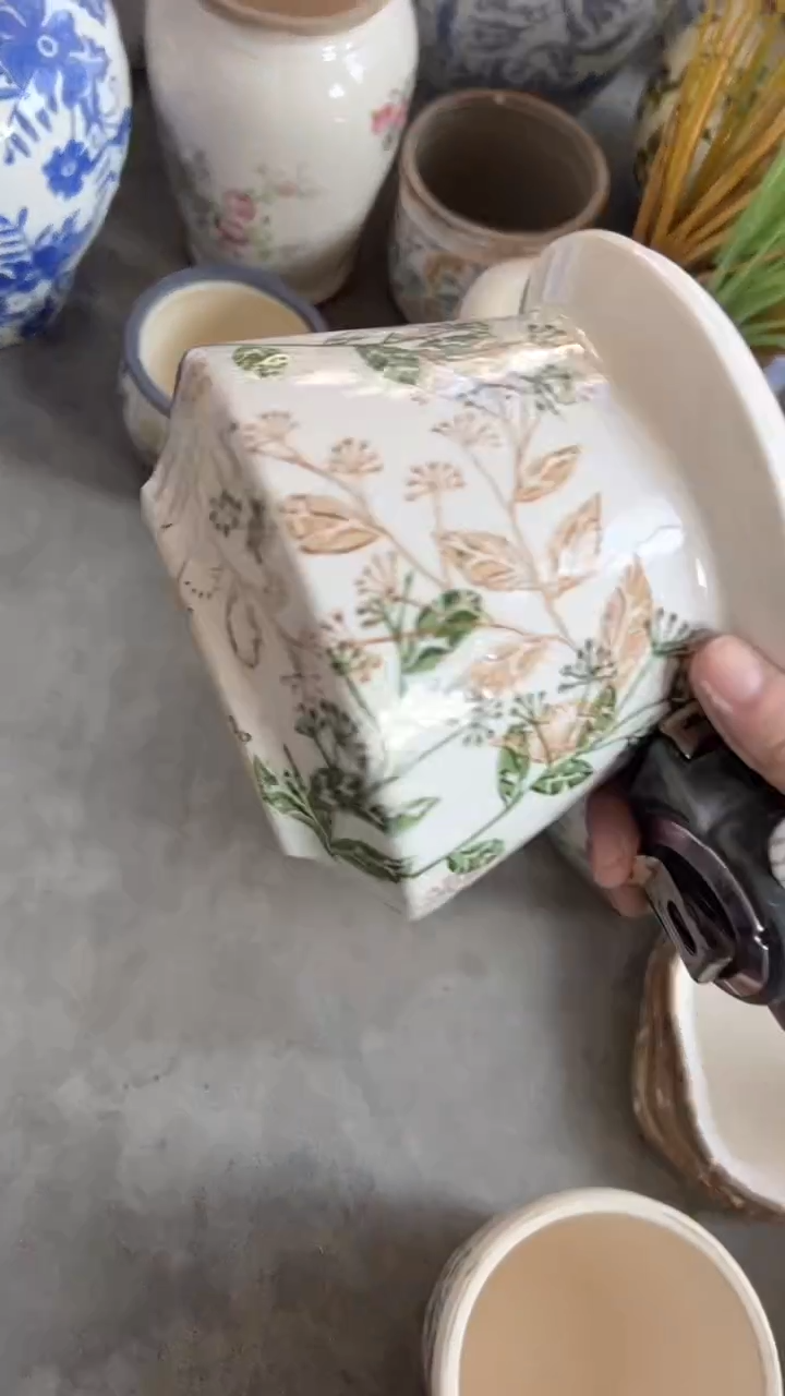 【闪购商品】陶瓷有孔花盆高13cm内口11.5cm