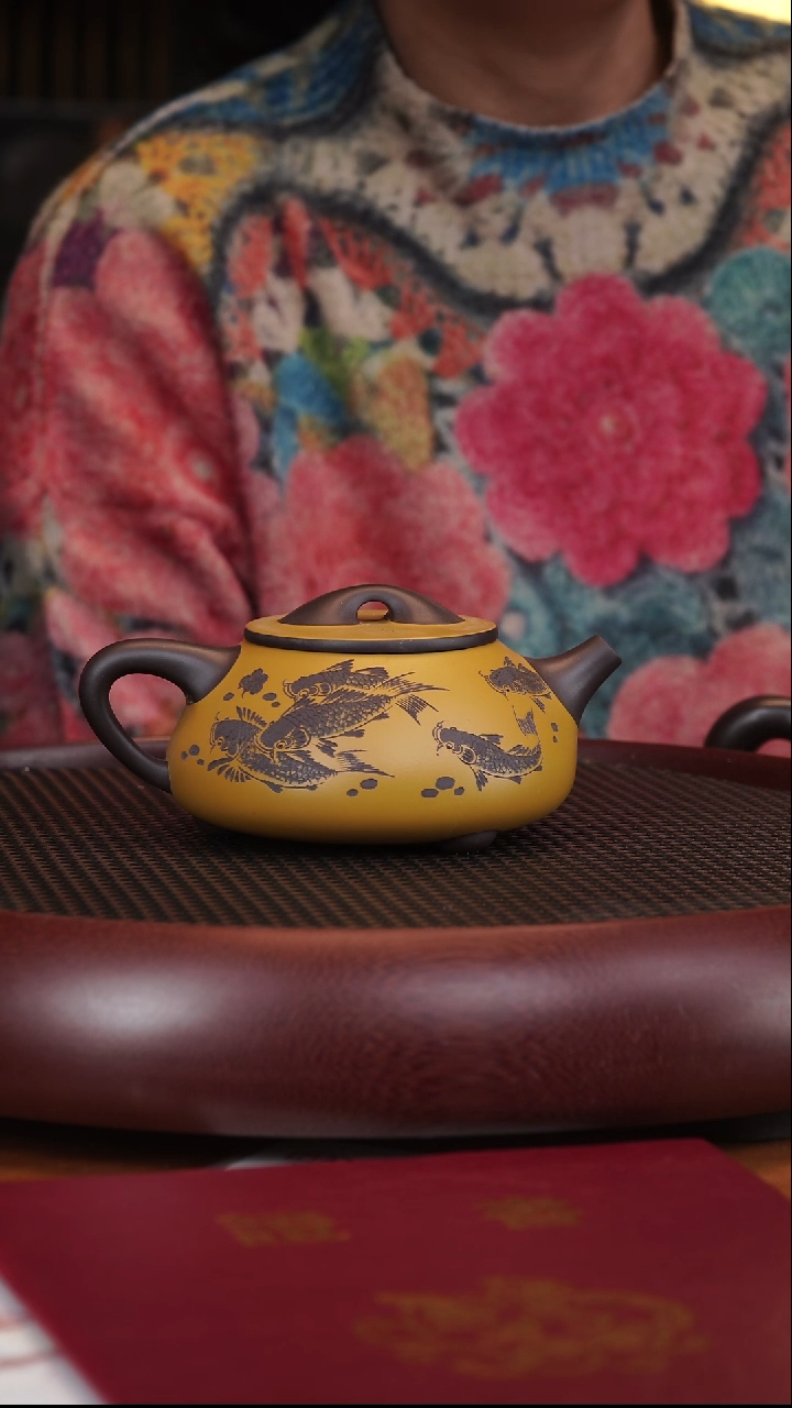 【闪购商品】紫砂茶壶1-62张彩萍景舟石瓢双色260CC