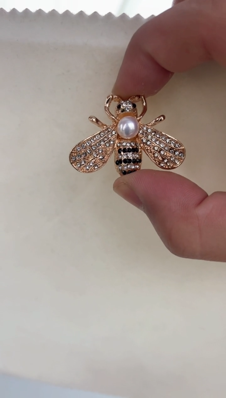 【闪购商品】淡水珍珠胸饰合金FLX002小蜜蜂珍珠胸针