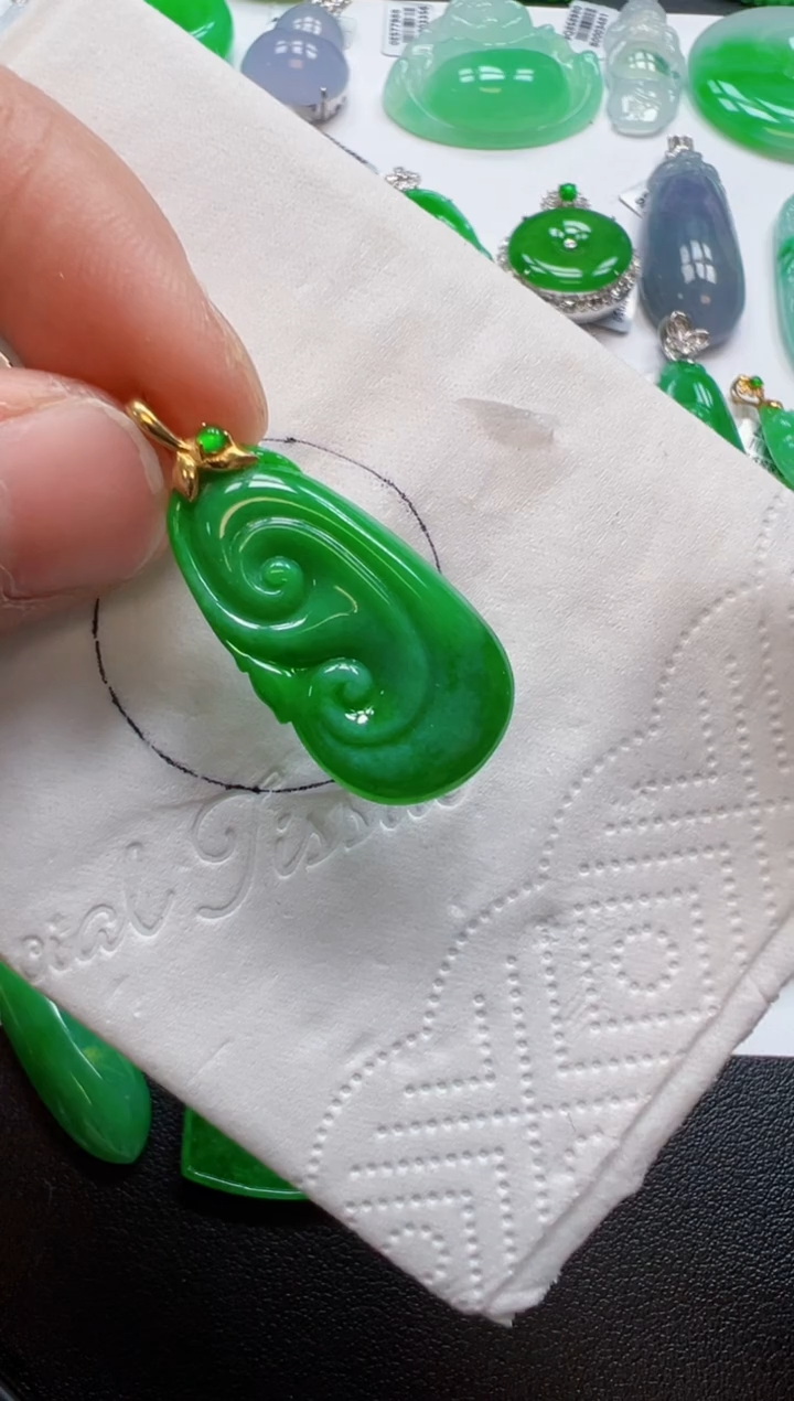 【闪购商品】定制翡翠18K金镶嵌2300元