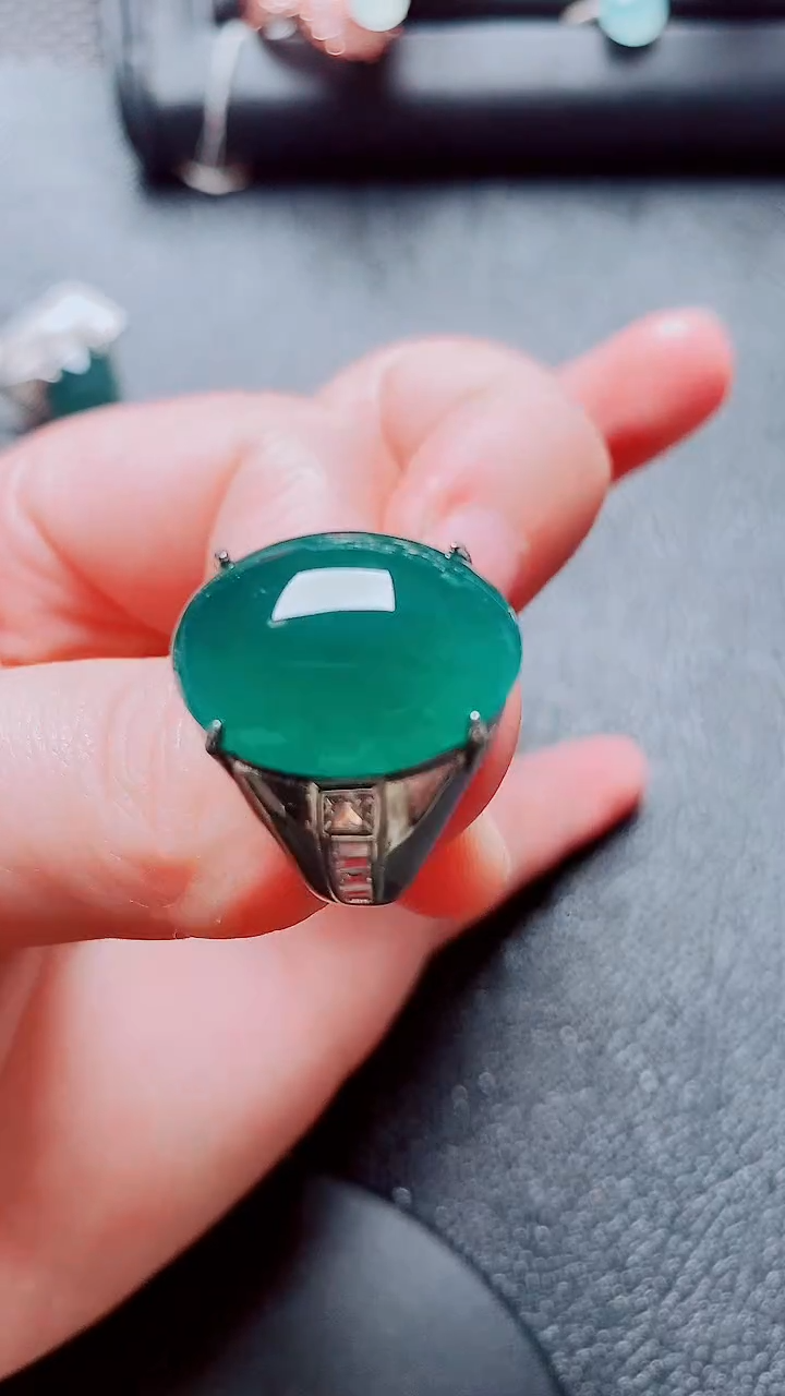 银S925镶嵌戒指翡翠1111