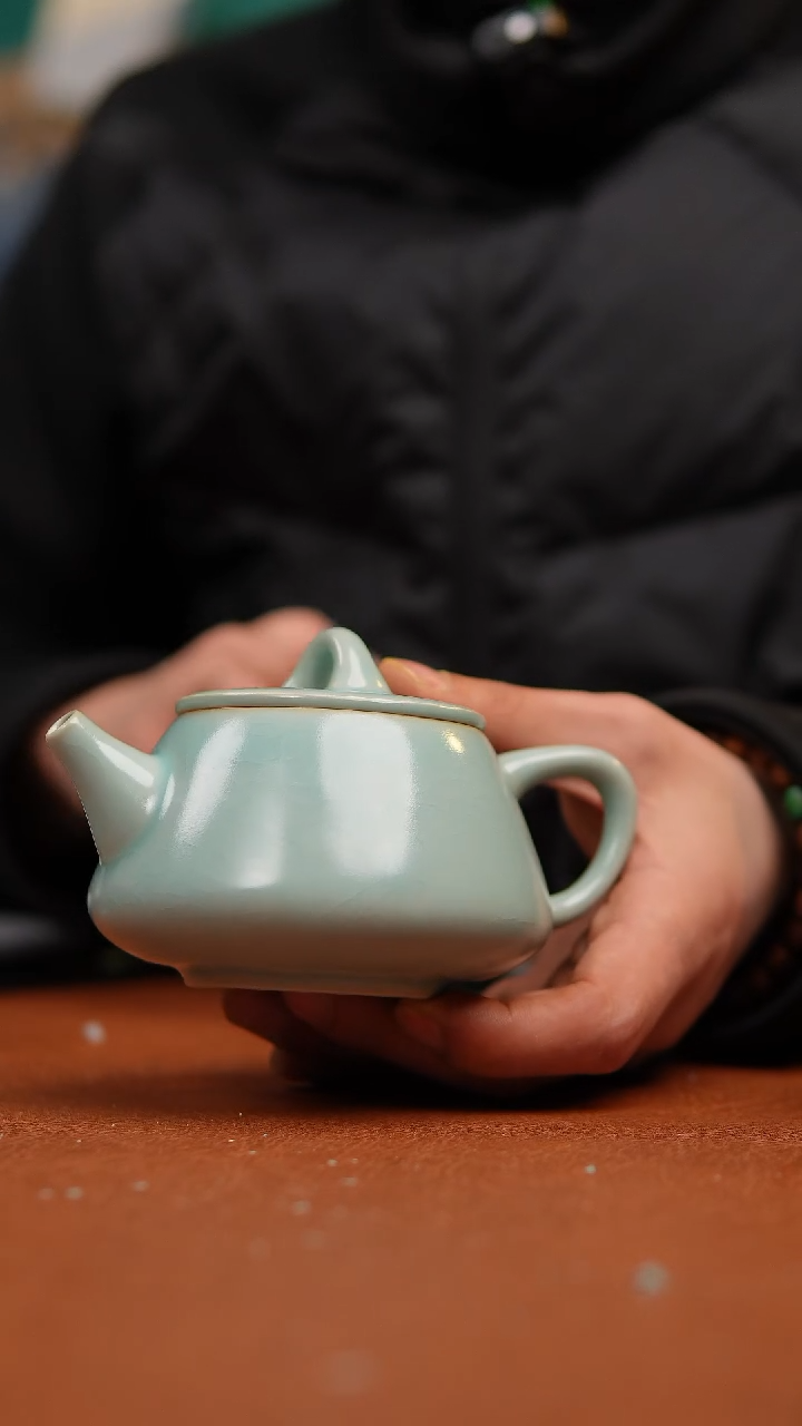 【闪购商品】瓷片手工仿古天青石瓢壶微瑕福利