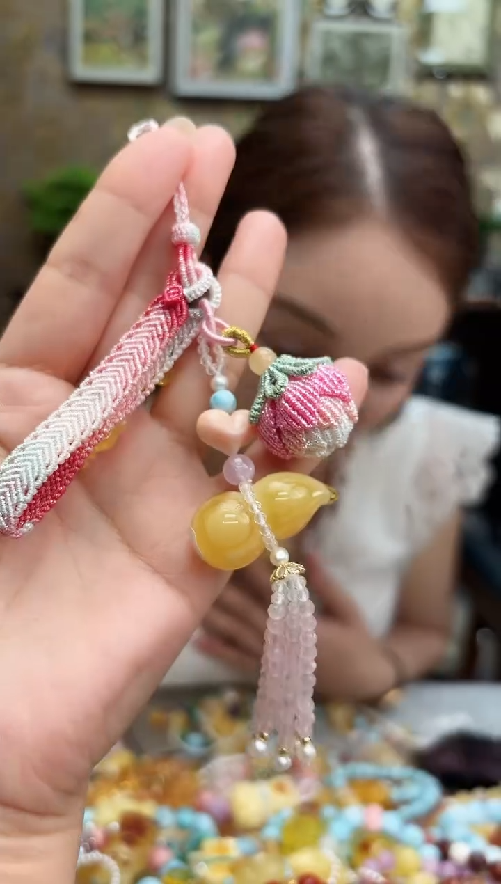 琥珀吊坠(不含链)未镶嵌琥珀【  吊坠项链  】多样性发一