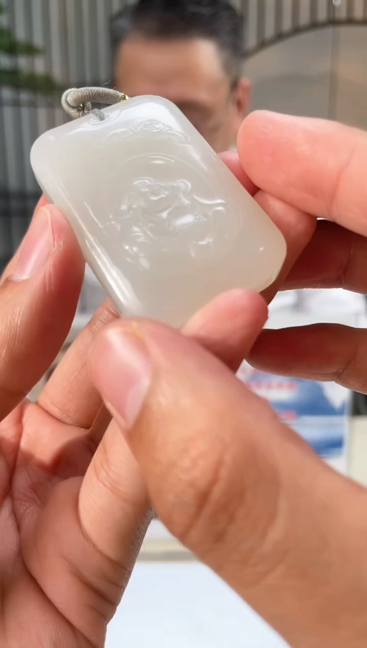 【闪购商品】定制和田玉和田玉（多样性拍一发一带证）280142