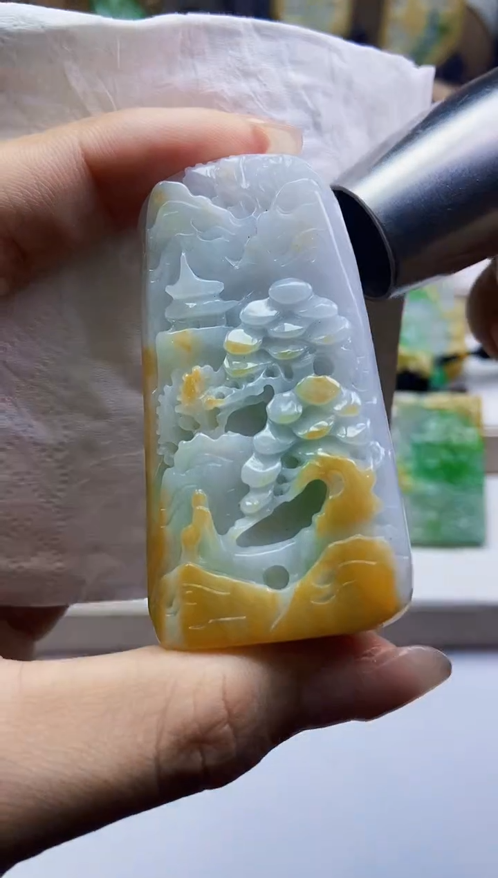 颈饰未镶嵌翡翠翡翠A货